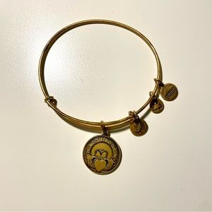 Alex and Ani - Celtic Heart Charm Bangle Bracelet, Gold, EUC